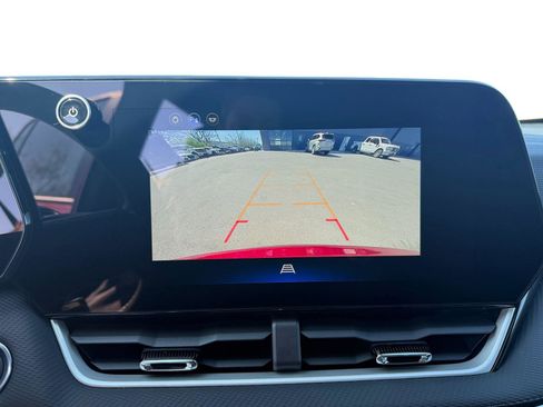 New 2026 Chevrolet Equinox LT FWD image 17