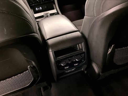 Used 2023 Jeep Grand Cherokee Laredo image 33