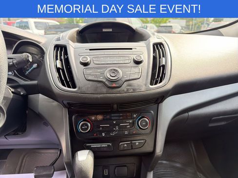 Used 2017 Ford Escape SE AWD/4WD image 31
