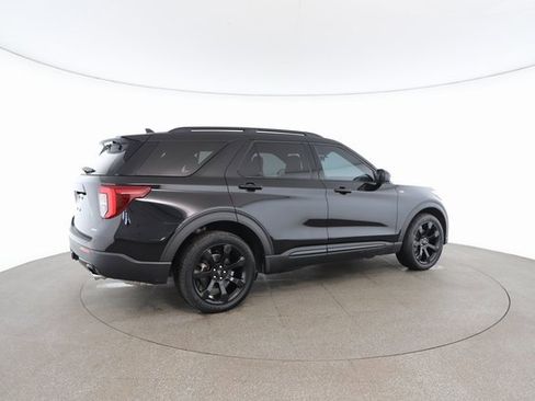 Used 2023 Ford Explorer ST-Line w/ Class IV Trailer Tow Package image 19