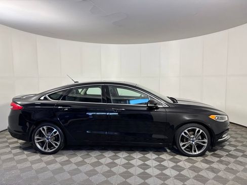Used 2017 Ford Fusion Titanium AWD/4WD image 6