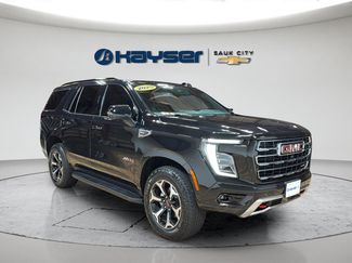 Used 2025 GMC Yukon AT4 AWD/4WD video 1