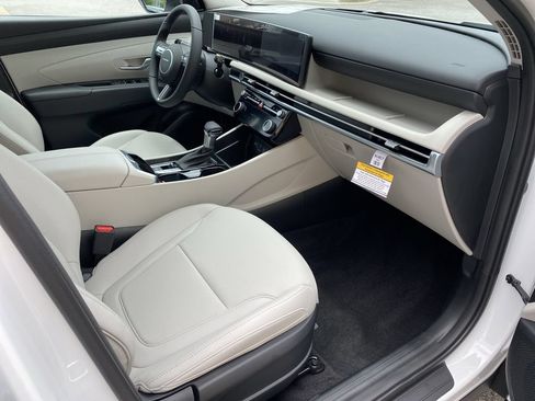New 2026 Hyundai Tucson SEL FWD image 32