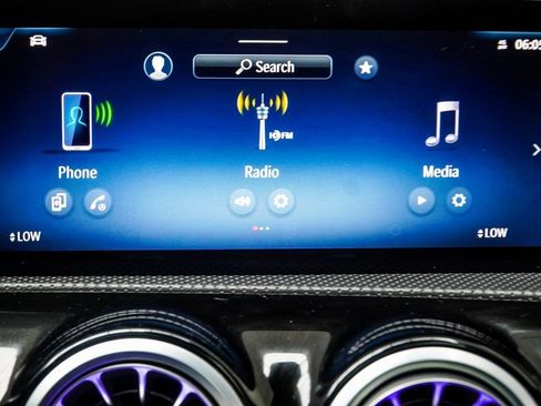 Used 2025 Mercedes-Benz CLA 250 image 19