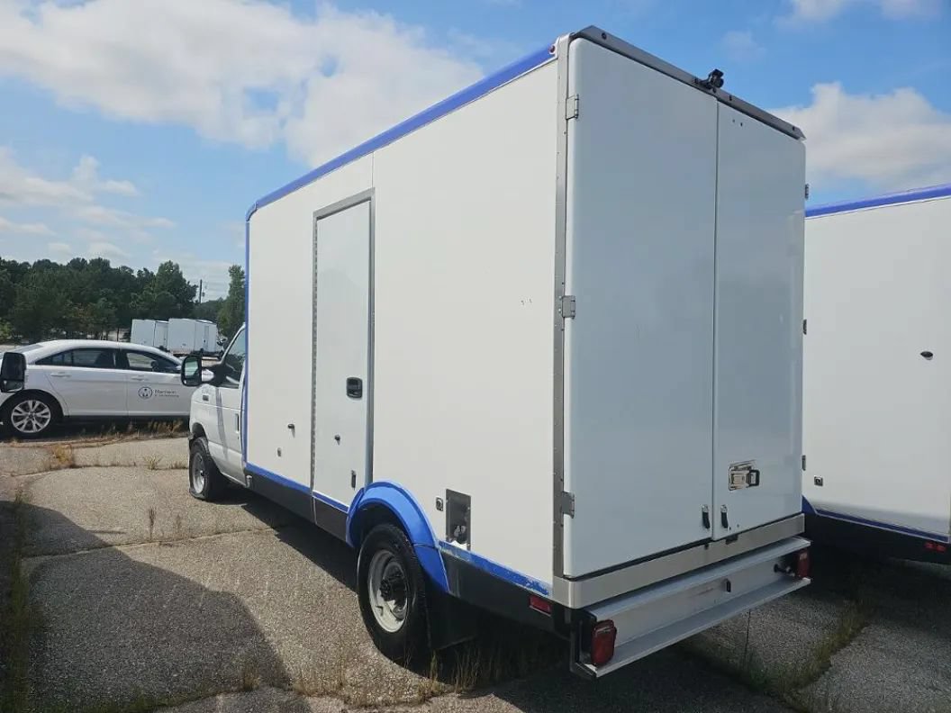 Used 2023 Ford E-350 and Econoline 350 Super Duty w/ Power Windows & Locks Group RWD image 2