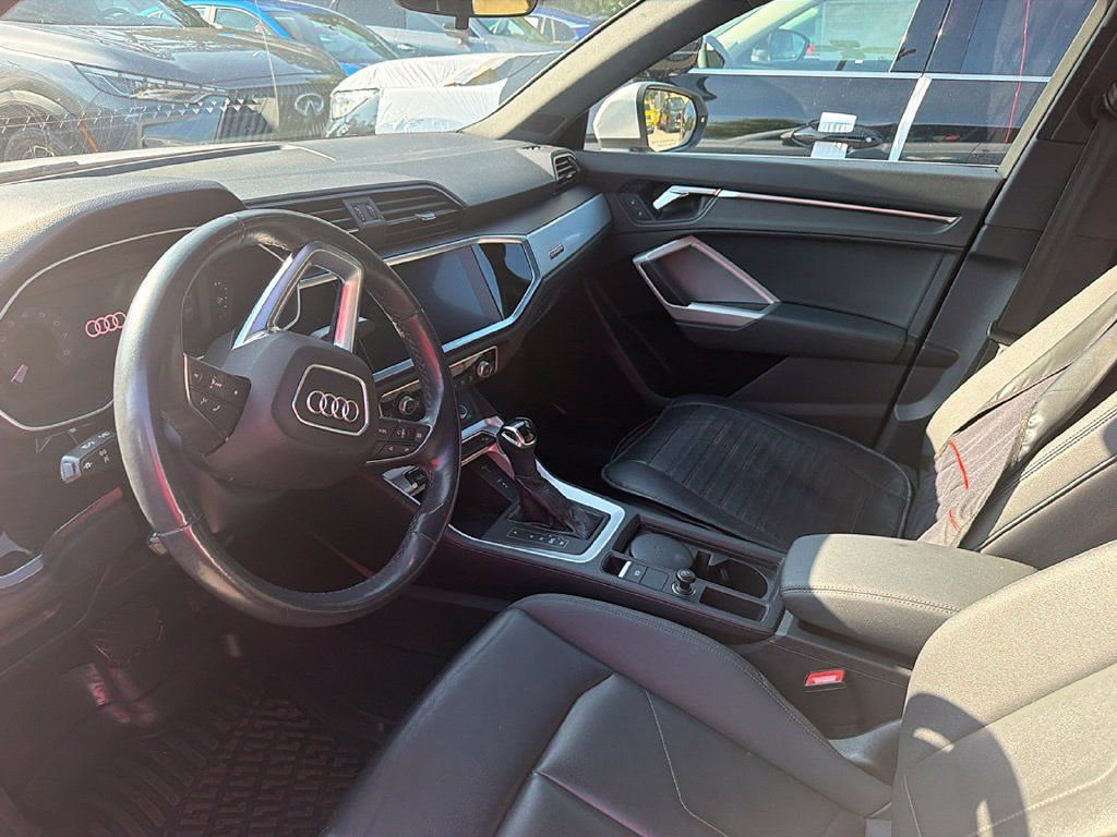 Used 2021 Audi Q3 2.0T Premium AWD/4WD image 8