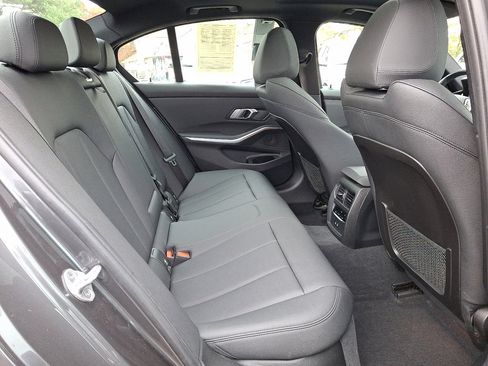 Used 2021 BMW 330i xDrive Sedan w/ Convenience Package image 15