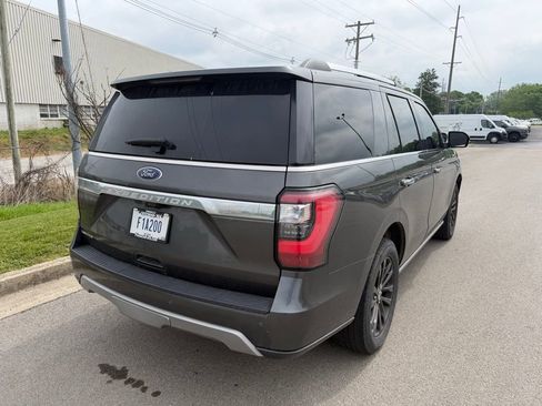 Used 2019 Ford Expedition Limited w/ Driver Assistance Package AWD/4WD image 3