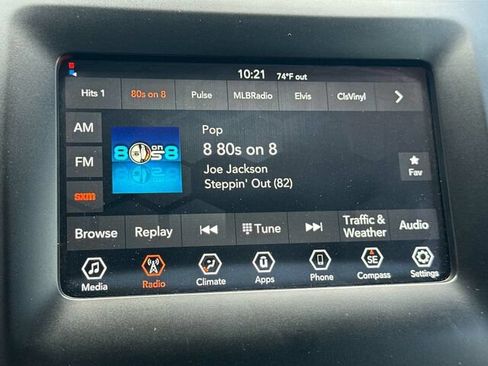 Used 2020 Jeep Cherokee Latitude Plus AWD/4WD image 21