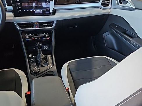New 2026 Volkswagen Taos SE AWD/4WD image 23