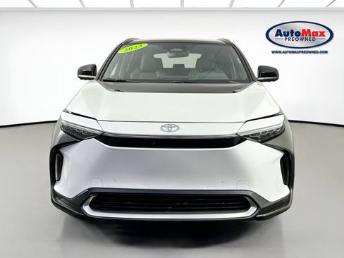 Used 2023 Toyota bZ4X AWD w/ Weather Package image 7