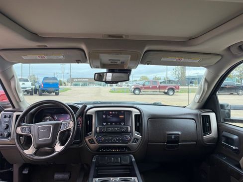 Used 2015 GMC Sierra 2500 Denali w/ Duramax Plus Package image 26