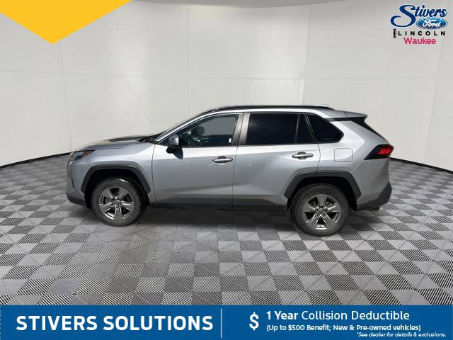Used 2022 Toyota RAV4 XLE AWD/4WD image 10