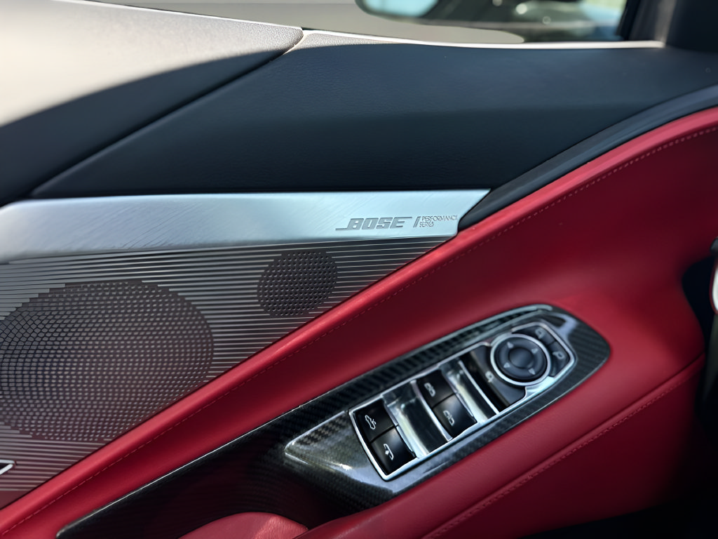 Used 2022 Chevrolet Corvette Stingray Preferred Conv w/ Z51 Performance Package RWD image 22