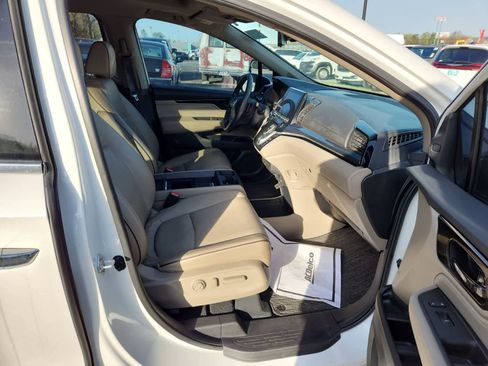 Used 2023 Honda Odyssey Elite image 21