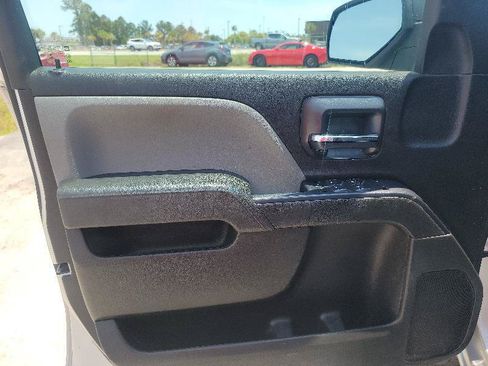 Used 2017 Chevrolet Silverado 2500 W/T RWD image 7