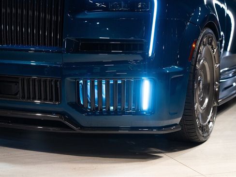Used 2026 Rolls-Royce Cullinan AWD/4WD image 10