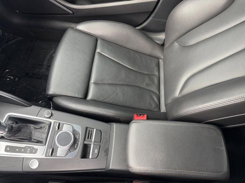 Used 2018 Audi A3 e-tron Prestige w/ Prestige Package FWD image 14