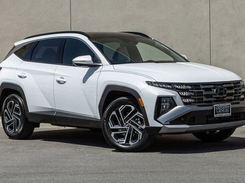 Used 2026 Hyundai Tucson Limited AWD/4WD image 18