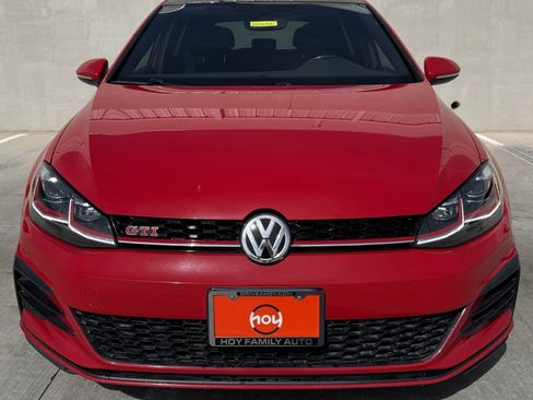 Used 2019 Volkswagen Golf 4-Door image 2