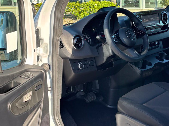 Used 2026 Mercedes-Benz Sprinter 2500 image 13