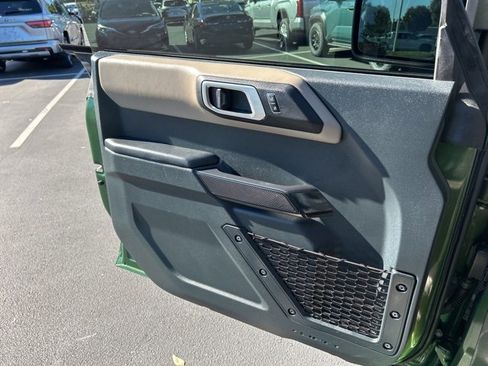 Used 2024 Ford Bronco Wildtrak image 26