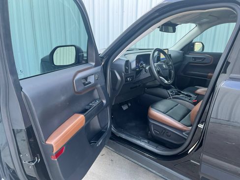 Used 2023 Ford Bronco Sport Outer Banks AWD/4WD image 10