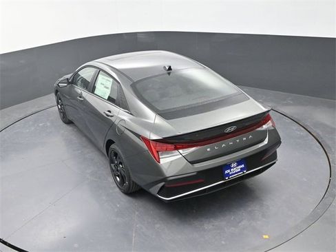 New 2026 Hyundai Elantra SEL Sport image 26