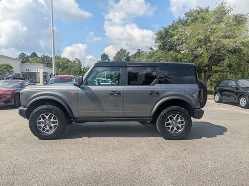 Used 2025 Ford Bronco Badlands AWD/4WD image 6