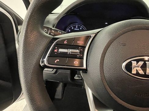 Used 2019 Kia Forte LXS image 27