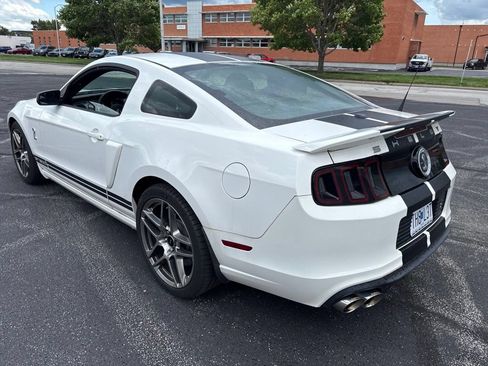 Used 2013 Ford Mustang Shelby GT500 w/ Electronics Pkg RWD image 5