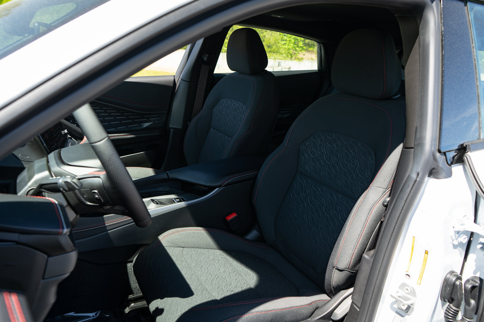 New 2026 Dodge Charger R/T w/ Blacktop Package AWD/4WD image 25