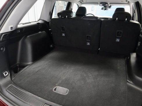 Used 2024 Jeep Grand Cherokee Limited w/ Luxury Tech Group II image 13