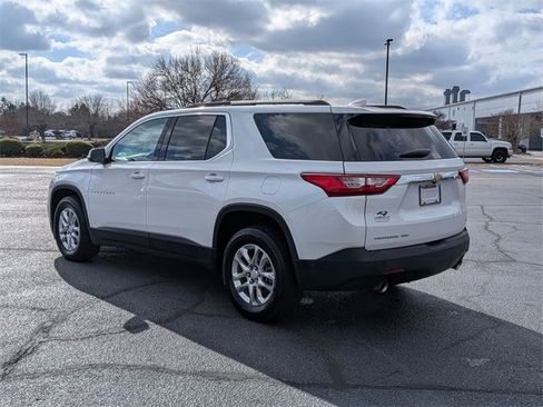 Used 2021 Chevrolet Traverse LT image 5