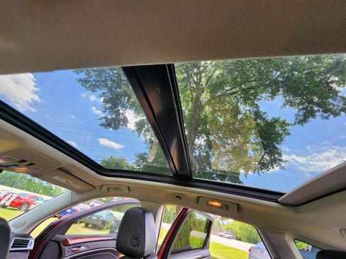 Used 2015 Cadillac SRX Luxury w/ Driver Awareness Package image 11