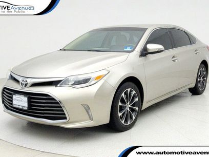Used 2016 Toyota Avalon XLE