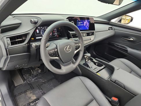 Used 2024 Lexus ES 350 w/ Premium Package FWD image 9