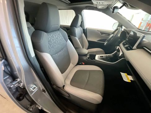 New 2025 Toyota RAV4 XLE w/ Convenience Package image 25