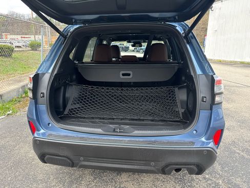 Used 2025 Subaru Forester Touring image 7