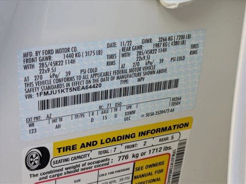 Used 2022 Ford Expedition Limited image 29