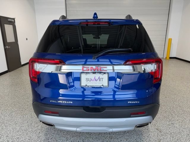 Used 2023 GMC Acadia SLT w/ Technology Package AWD/4WD image 4