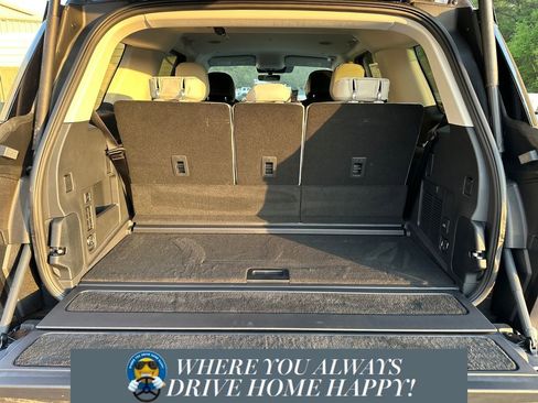 New 2026 Lincoln Navigator Premiere image 27