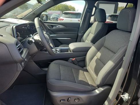 New 2026 Chevrolet Traverse LT w/ Enhanced Driving Package image 19