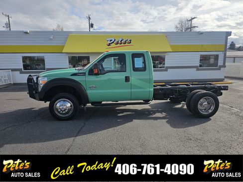 Used 2013 Ford F550 4x4 SuperCab Super Duty w/ Payload Upgrade Pkg image 1