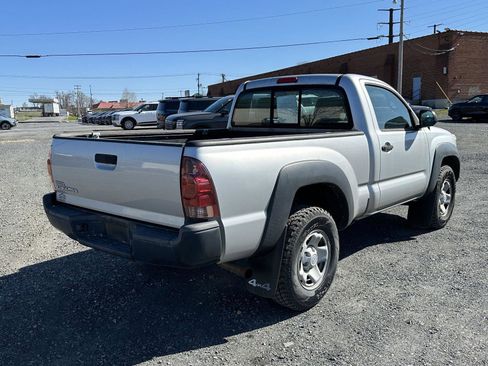 Used 2013 Toyota Tacoma 4x4 Regular Cab image 8