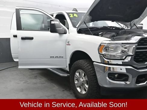 Used 2024 RAM 2500 Big Horn AWD/4WD image 29