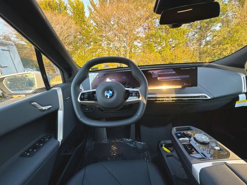 New 2026 BMW iX xDrive45 image 11