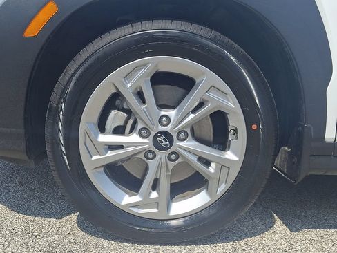Certified 2023 Hyundai Kona SEL AWD/4WD image 8