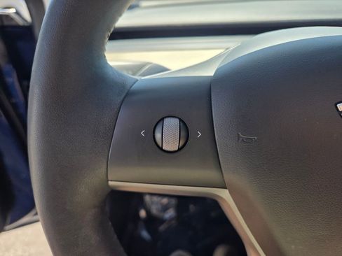 Used 2021 Tesla Model 3 Long Range AWD/4WD image 27
