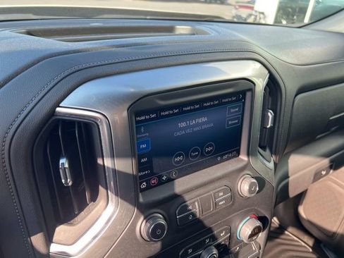 Used 2021 Chevrolet Silverado 1500 RST image 12